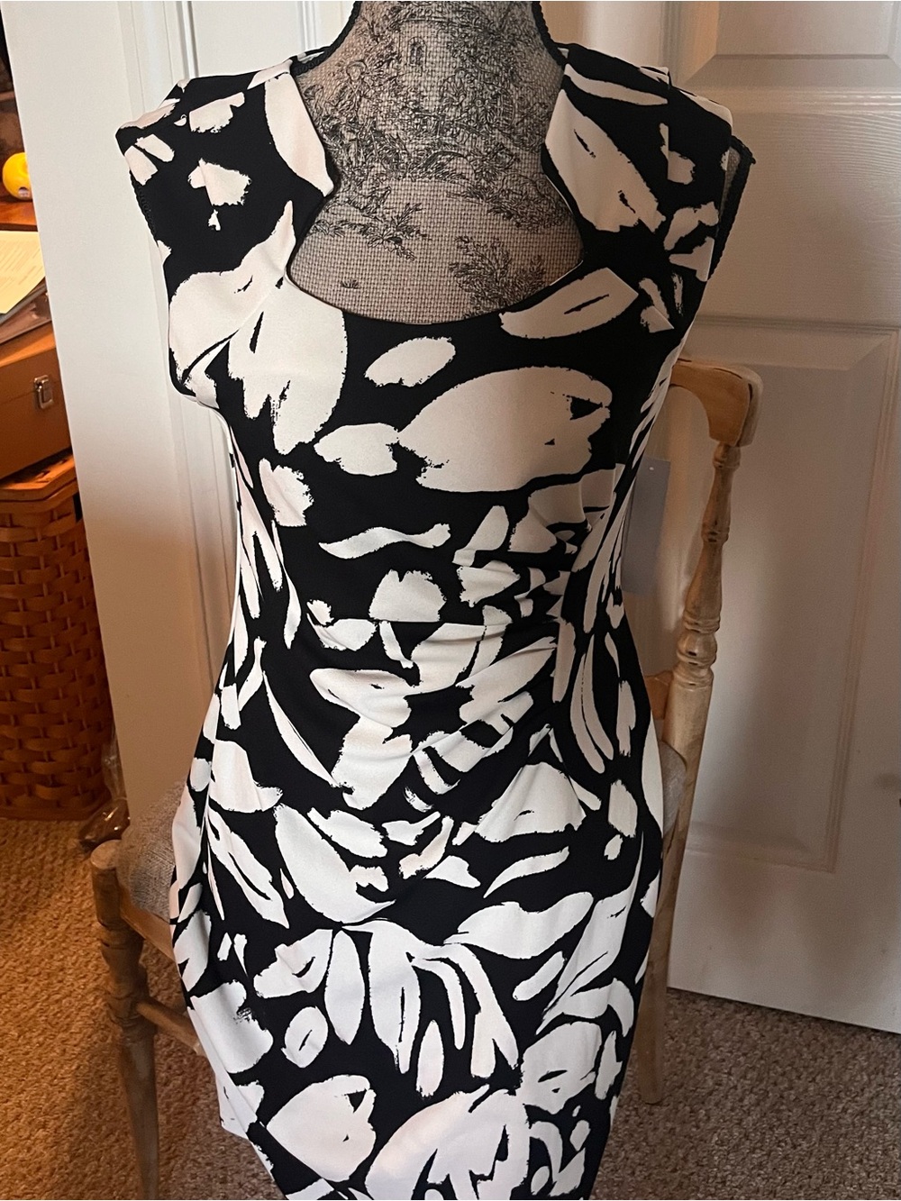 Shelby & Palmer Black and White Floral Sheath Dress